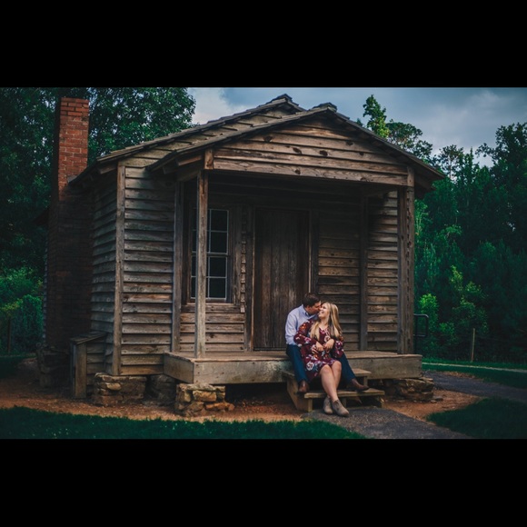 Meet your Posher, Lauren - Picture 6 of 7